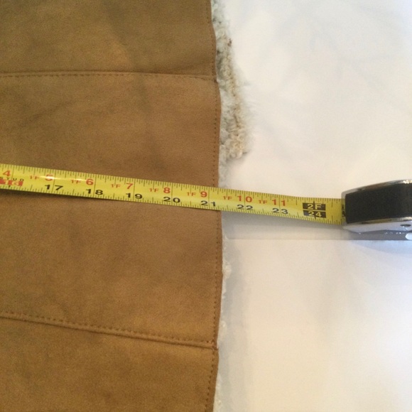 Talbots Faux Leather Sherpa Vest - Picture 7 of 7